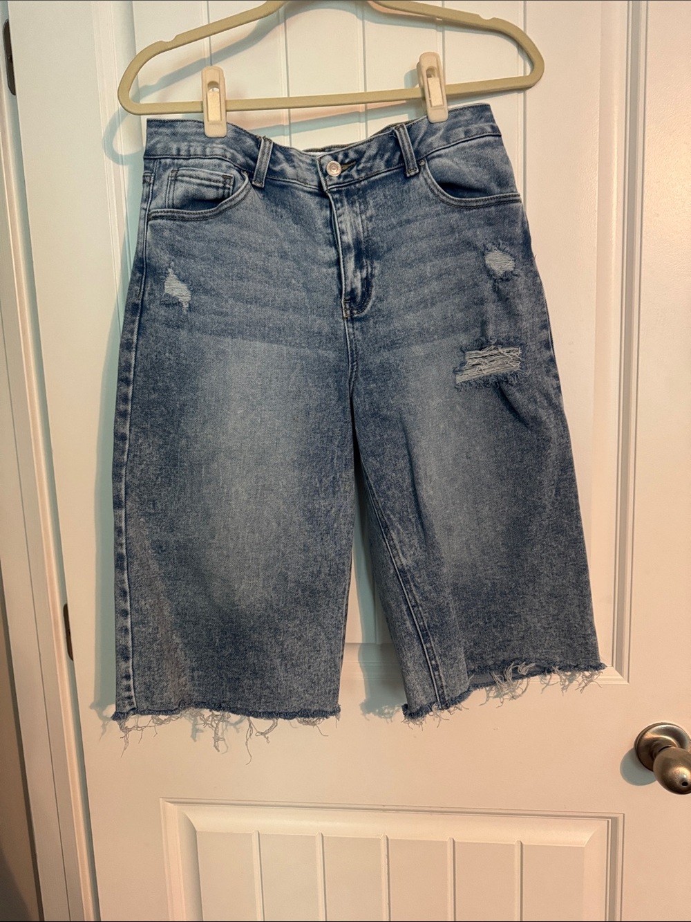 Wax Jean Light Blue Denim Shorts with Frayed Hem